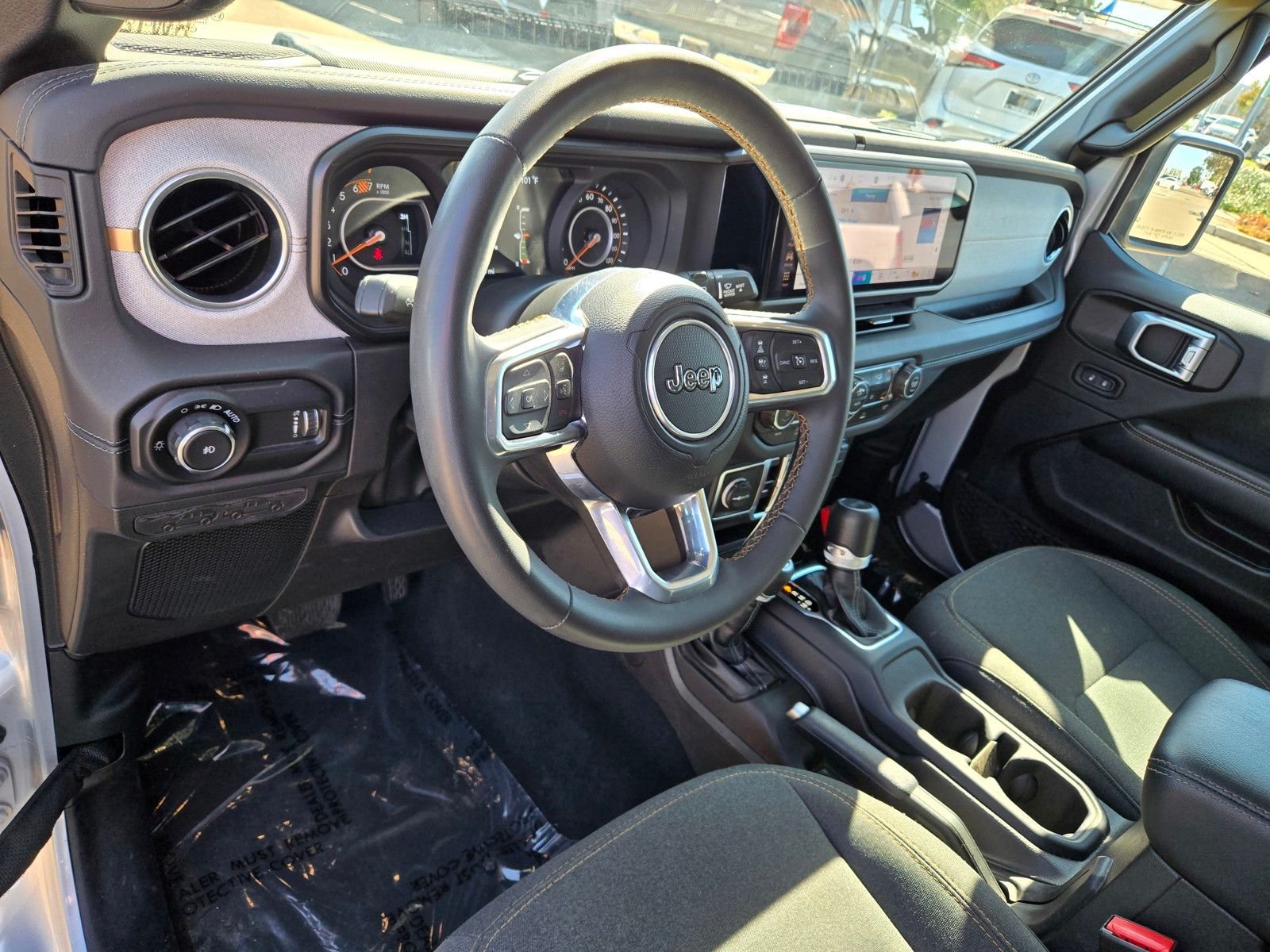 2024 Jeep Wrangler 4-Door Sahara - Photo 12