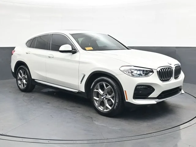 Used 2021 White BMW xDrive30i image 2