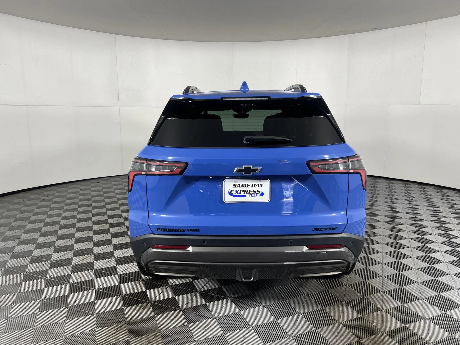 Used 2025 Reef Blue Metallic Chevrolet ACTIV image 33