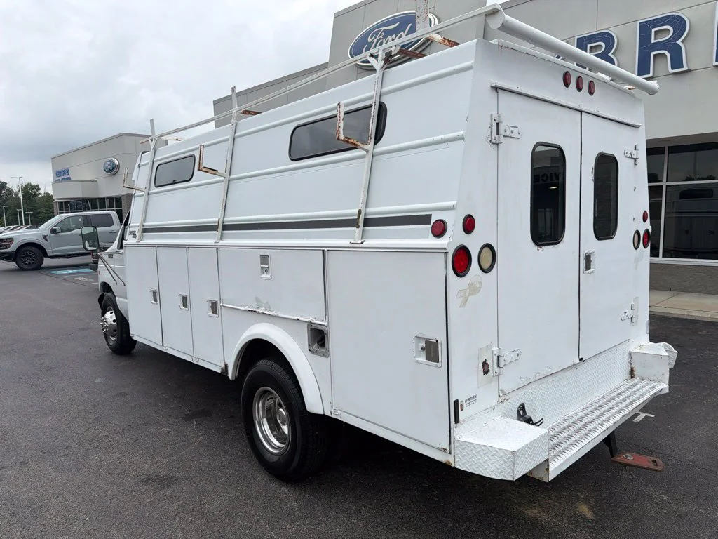 Used 2000 Oxford White Clearcoat Ford Standard image 3