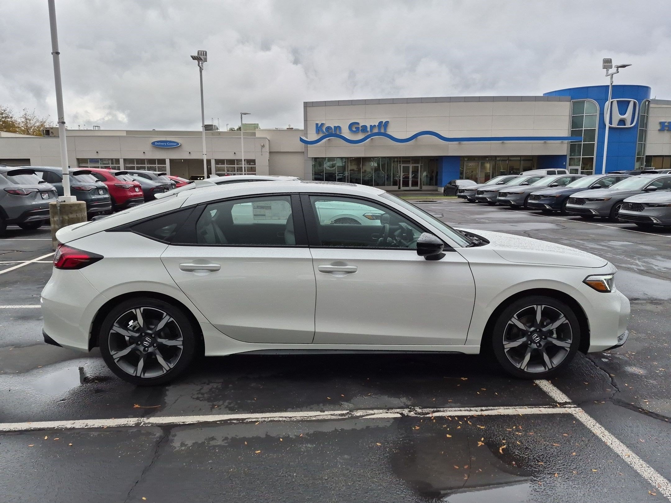 New 2026 Platinum White Pearl Honda Sport Touring image 3