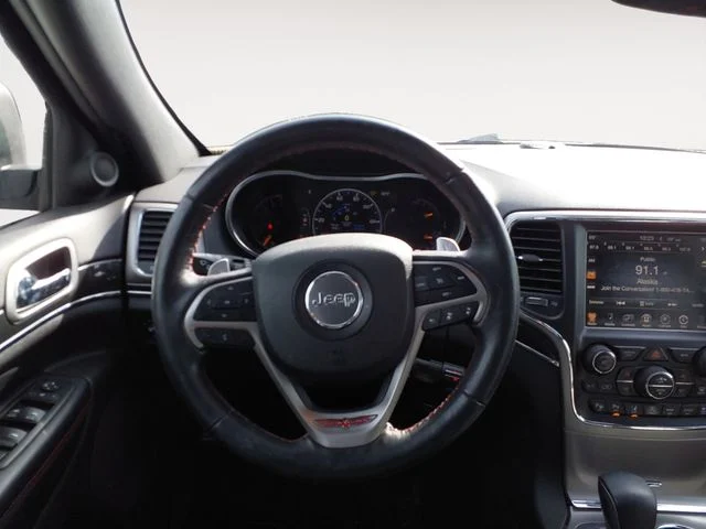Used 2017 White Jeep Trailhawk image 12