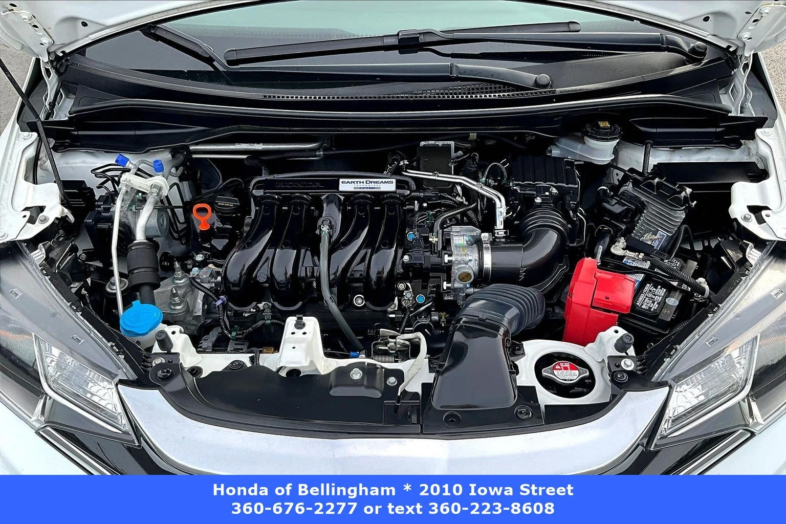 Used 2018 White Honda EX image 27