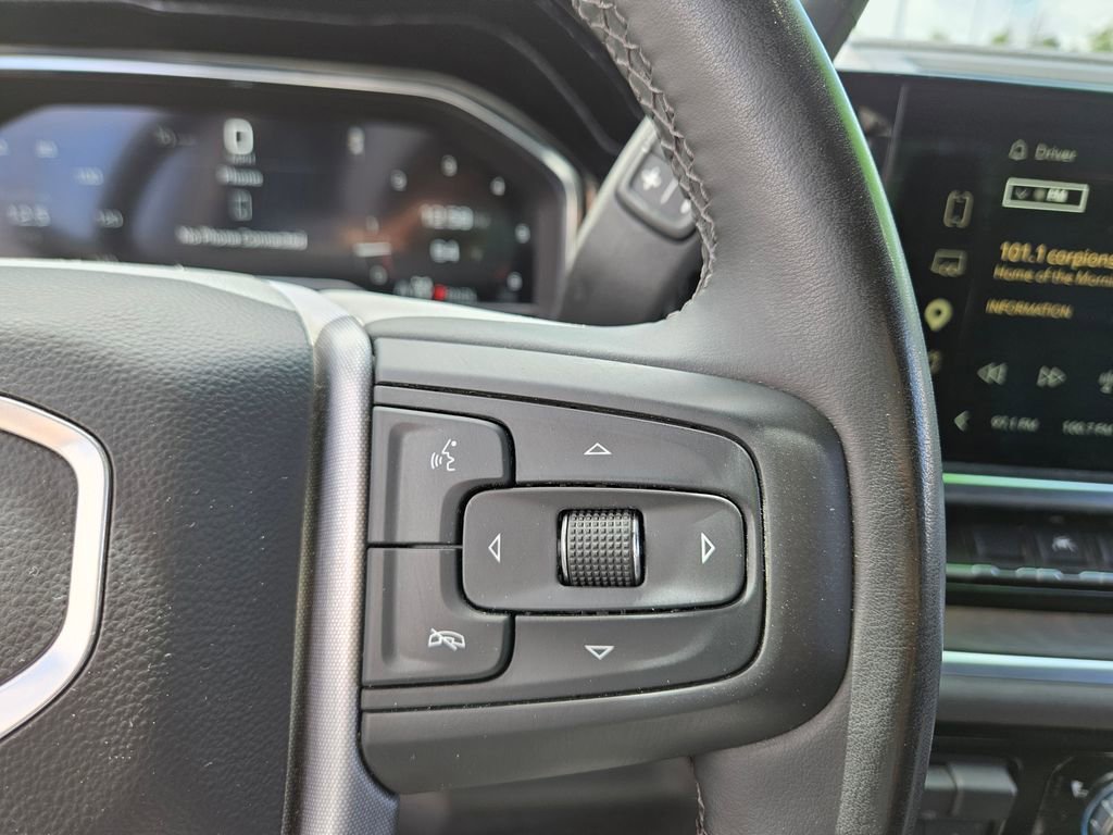 Certified Used 2025 Titanium Rush Metallic GMC SLT image 22