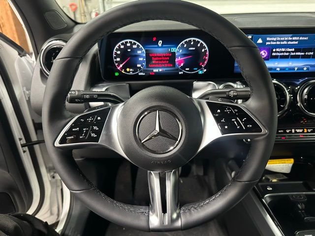New 2026  Mercedes-Benz GLB 250 image 17