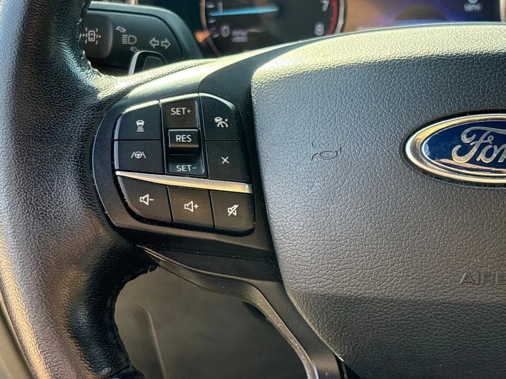 Used 2020 Red Ford XLT image 19