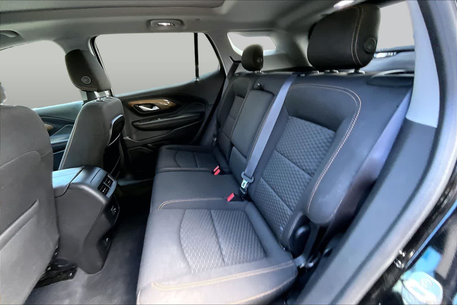 Used 2019 Ebony Twilight Metallic GMC SLE image 21