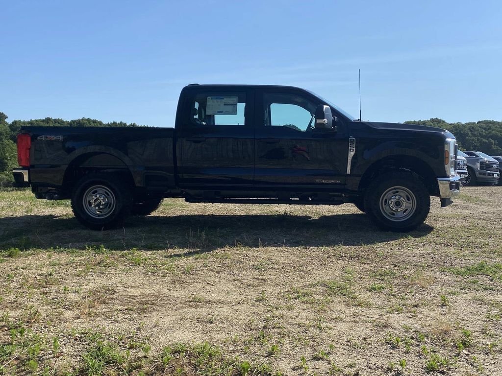 New 2026 Agate Black Metallic Ford F-250® XL image 2