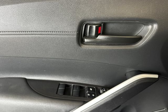 Certified Used 2025  Toyota LE image 14