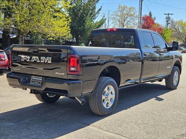 New 2026 Diamond Black Crystal Pearl-Coat Exterior Paint RAM BIG HORN image 7