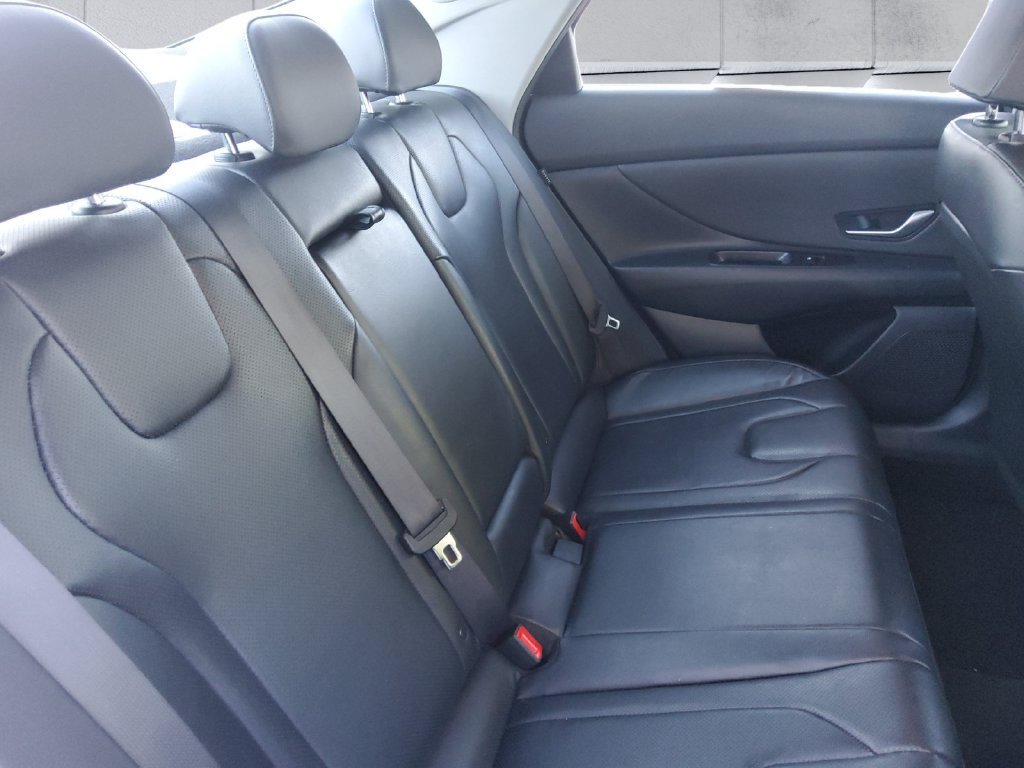 Used 2024 White Hyundai Limited image 16