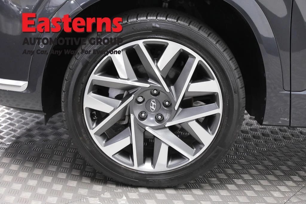 Used 2023 Gray Hyundai Calligraphy image 34