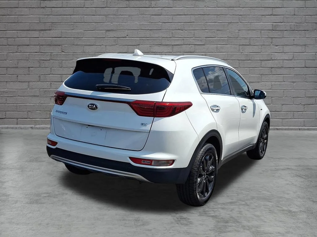 Used 2019 White Kia EX image 11