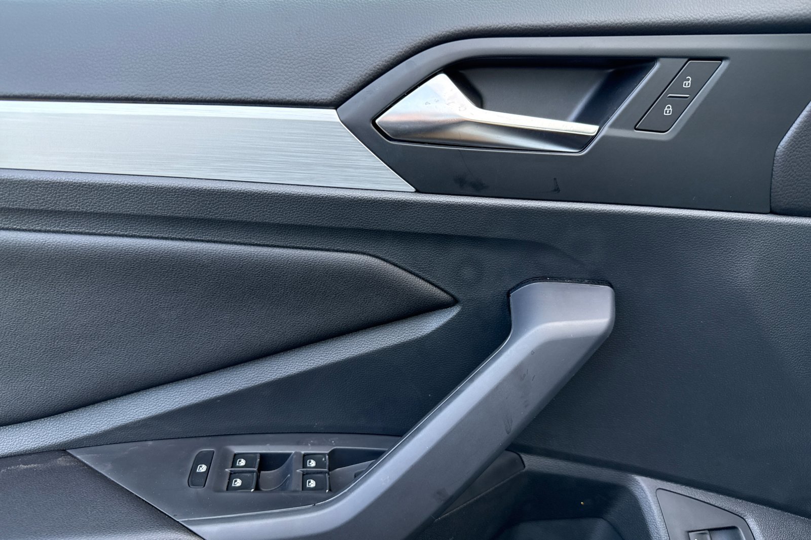 New 2026 Pure White Volkswagen S image 11