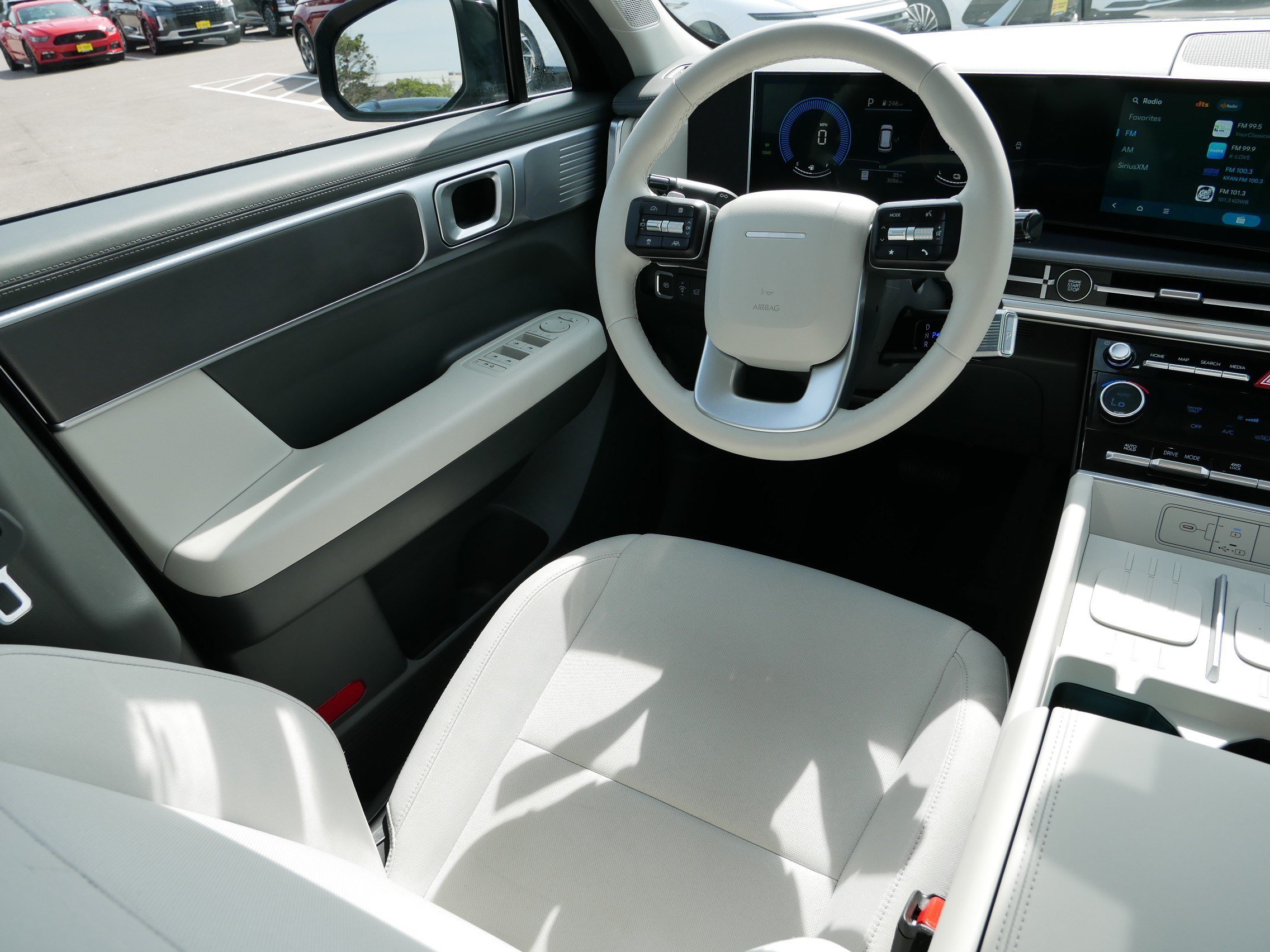2026 Hyundai Santa Fe SE - Photo 9