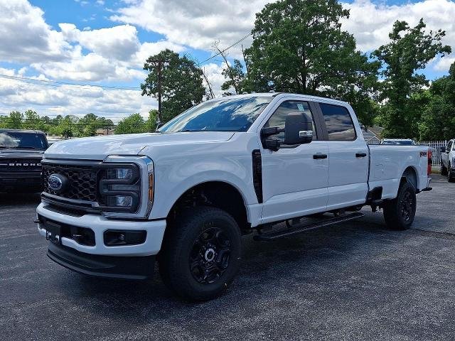 New 2026 Oxford White Ford F-250® XL image 22