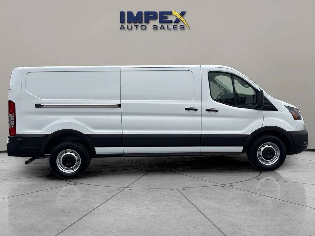 Used 2024 White Ford Base image 6