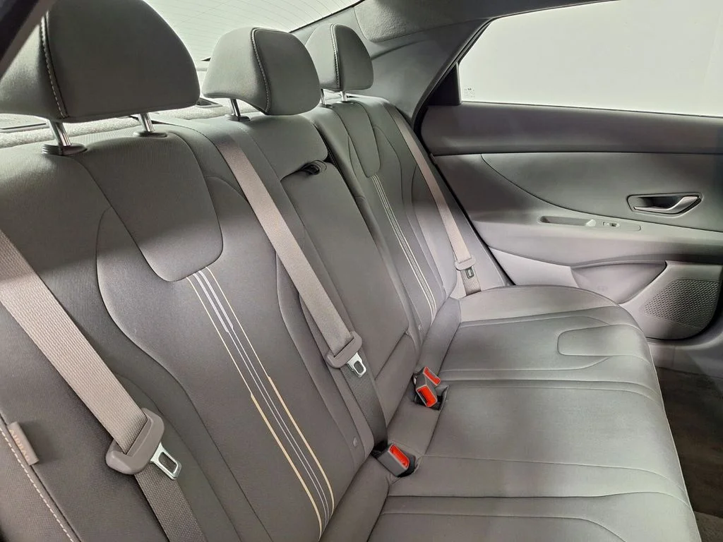 Used 2025 Intense Blue Hyundai SEL Convenience image 29