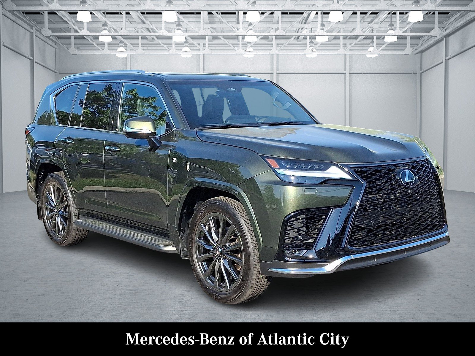 2025 Lexus LX 600's photo