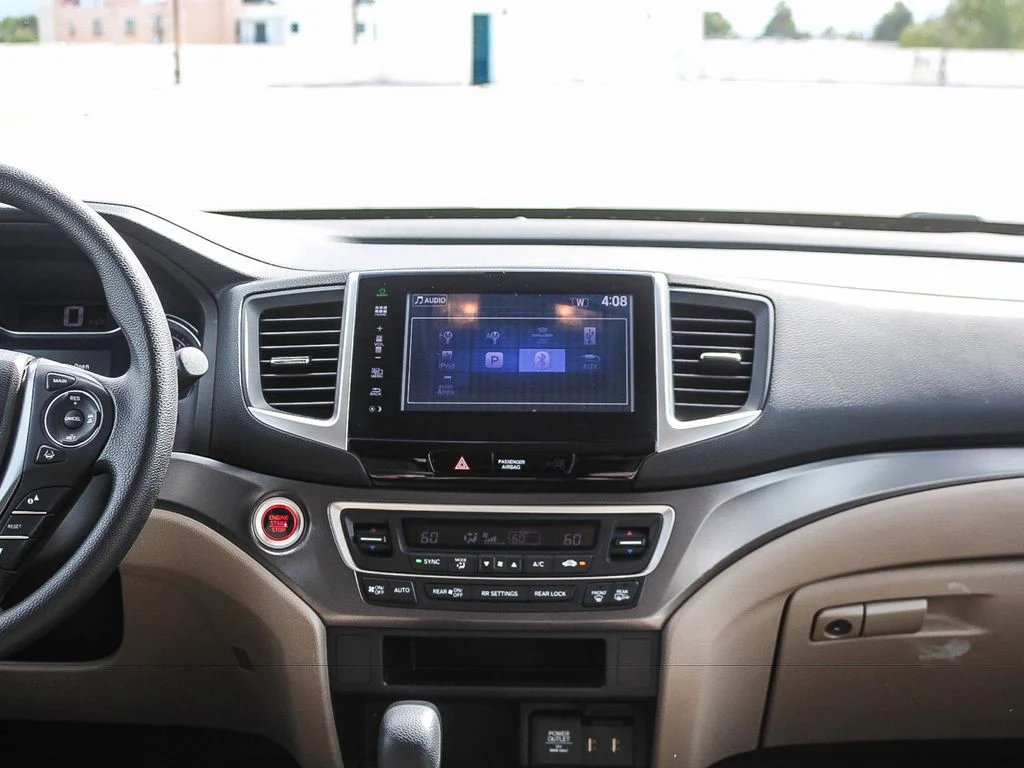 2016 Honda Pilot EX - Photo 14