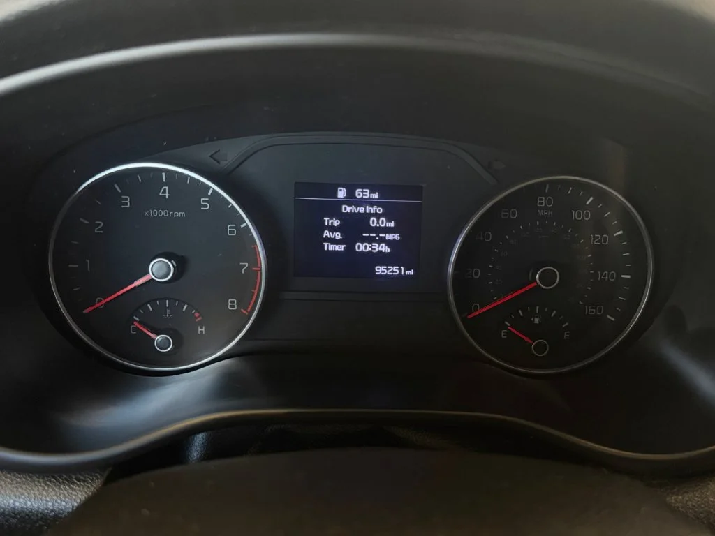 Used 2022 Silver Kia EX image 19