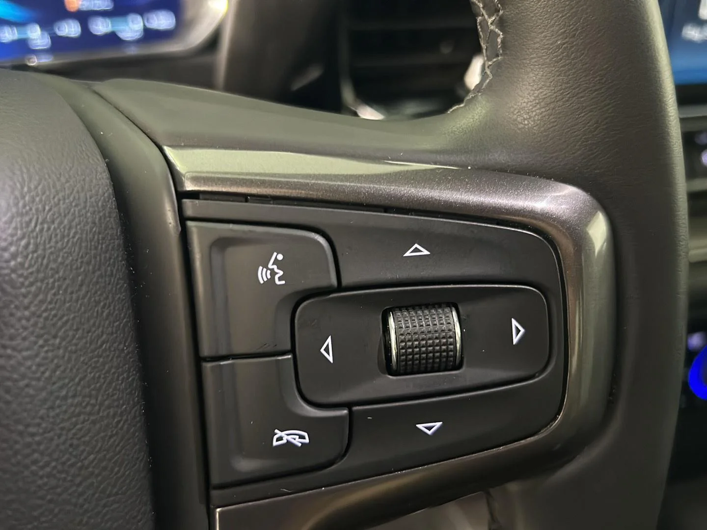 Used 2026 Sterling Gray Metallic Chevrolet ZR2 image 25