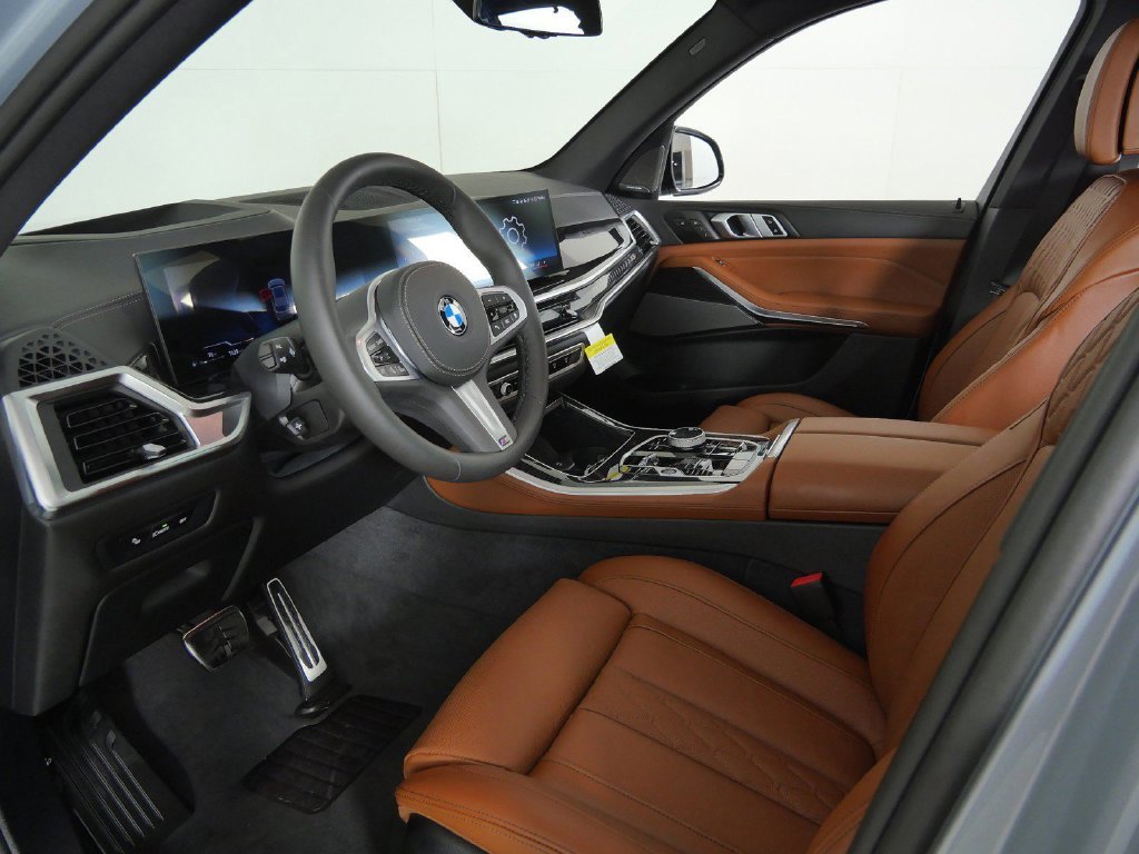 Used 2026 Brooklyn Grey Metallic BMW xDrive40i image 36