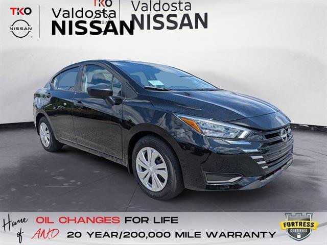 2025 Nissan Versa 1.6 S CVT's photo