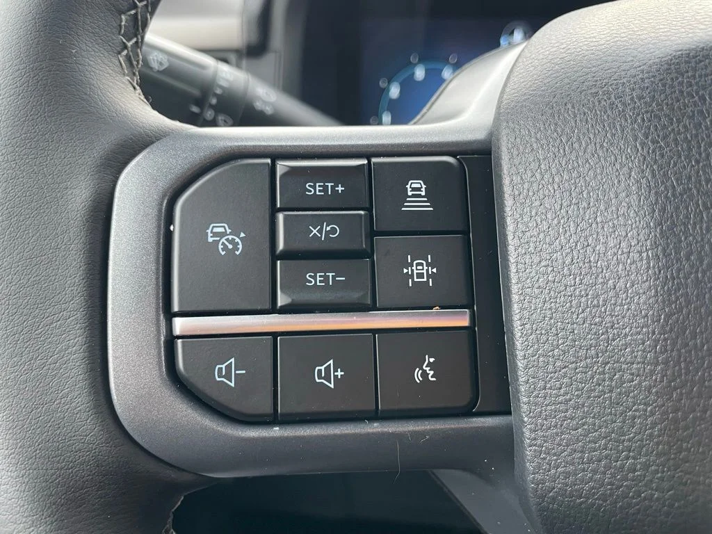 2025 Ford F-150 XLT - Photo 31