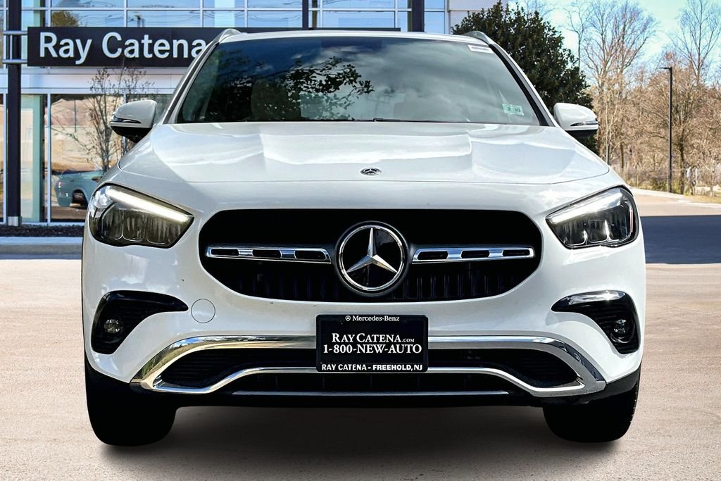 Certified Used 2025 White Mercedes-Benz GLA 250 image 3
