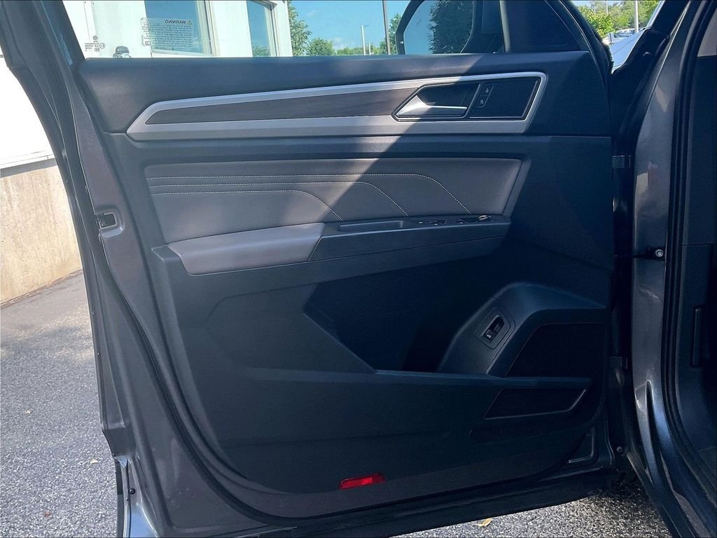 Certified Used 2023 Gray Volkswagen SEL image 8