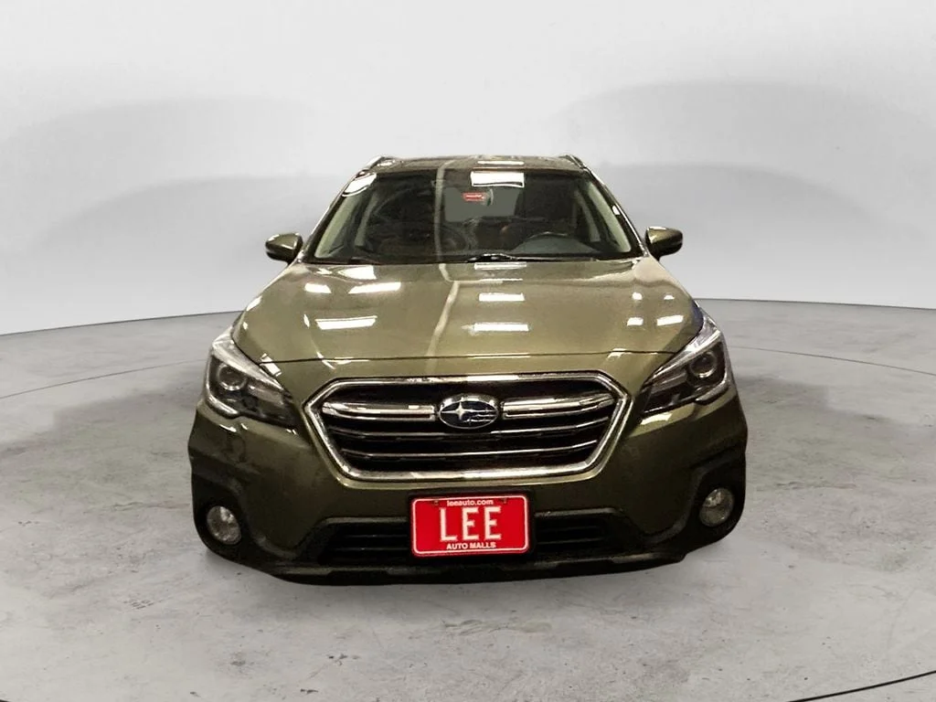 Used 2019 Wilderness Green Subaru 3.6R Touring image 9