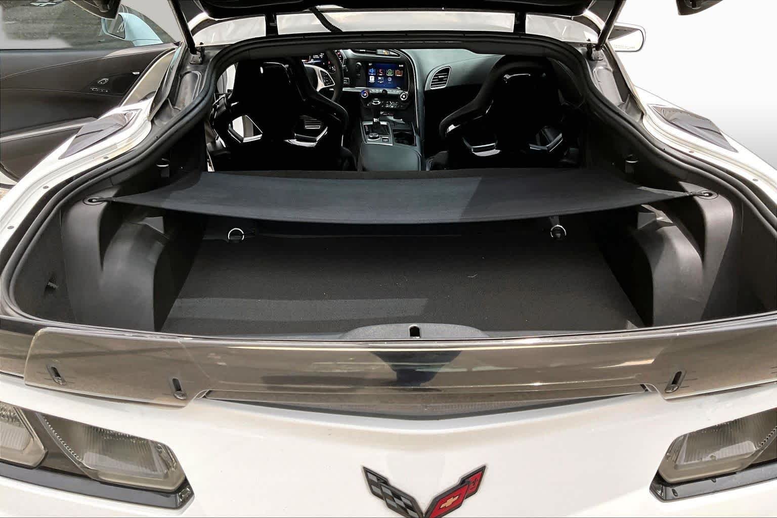 Used 2015 Arctic White Chevrolet Z06 2LZ image 32