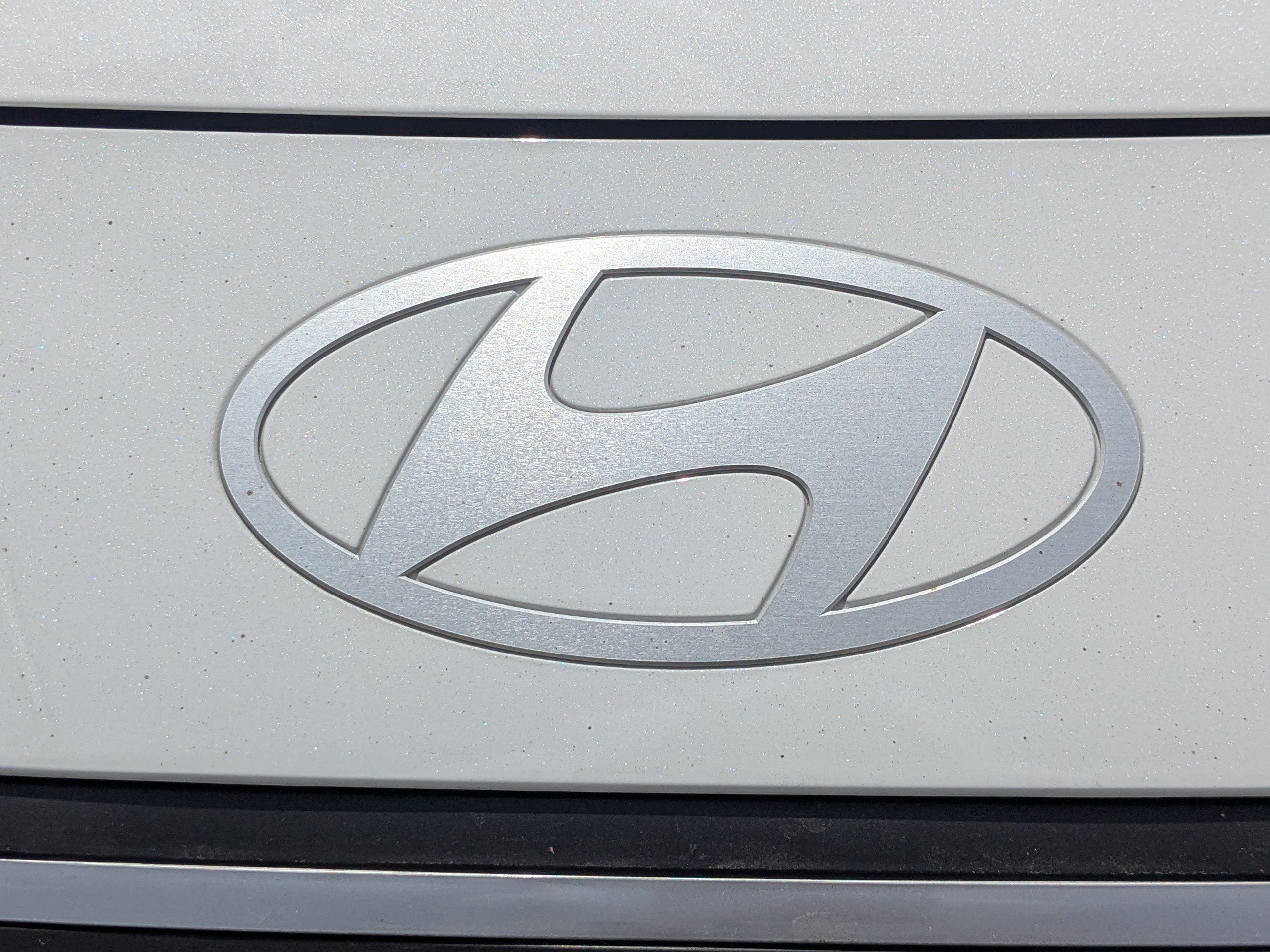 Used 2025 Serenity White Hyundai SEL Sport image 35