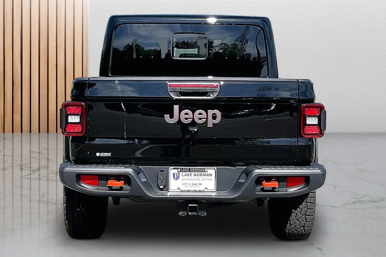 New 2026 Black Clear-Coat Exterior Paint Jeep Mojave image 7