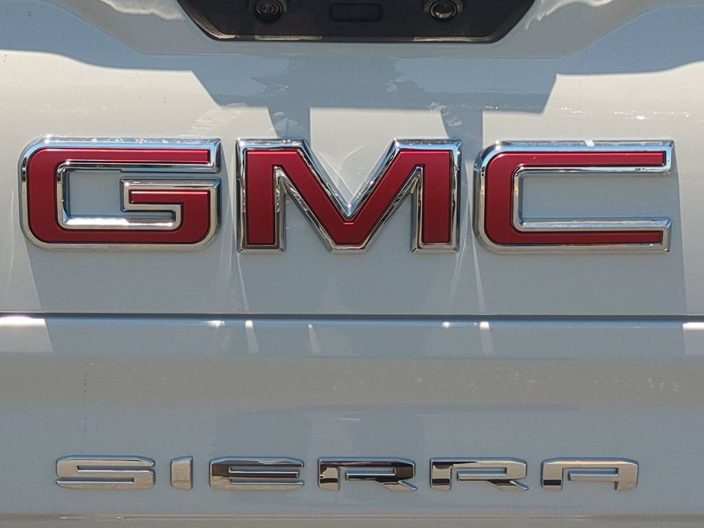 2026 GMC Sierra 1500 AT4X - Photo 31
