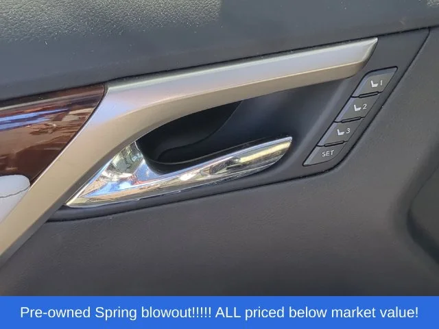 Used 2016 Silver Lexus 350 image 21