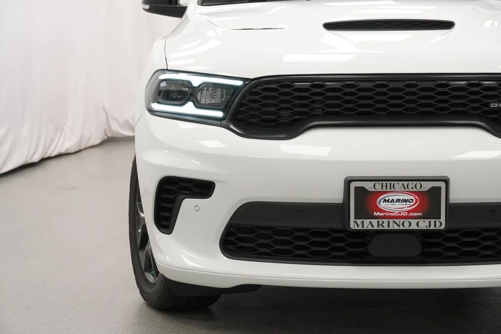 New 2026 White Knuckle Clear-Coat Exterior Paint Dodge GT Plus HEMI V8 image 6
