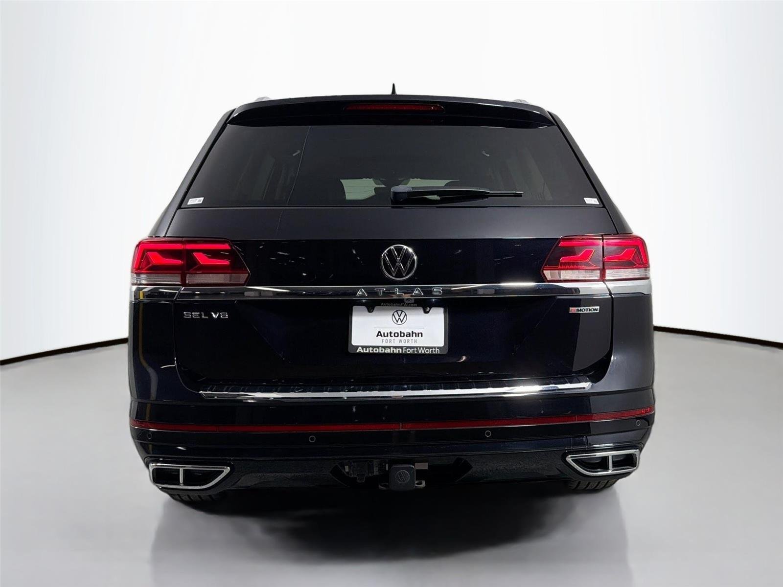 Used 2022 Deep Black Pearl Volkswagen 3.6L V6 SEL Premium R-Line image 7