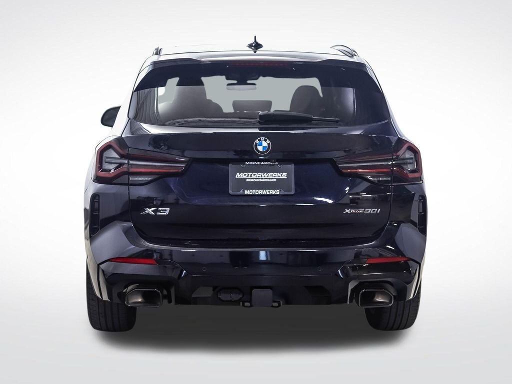 Certified Used 2024 Carbon Black Metallic BMW xDrive30i image 4