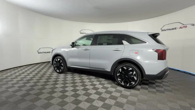 2026 Kia Sorento EX - Photo 6