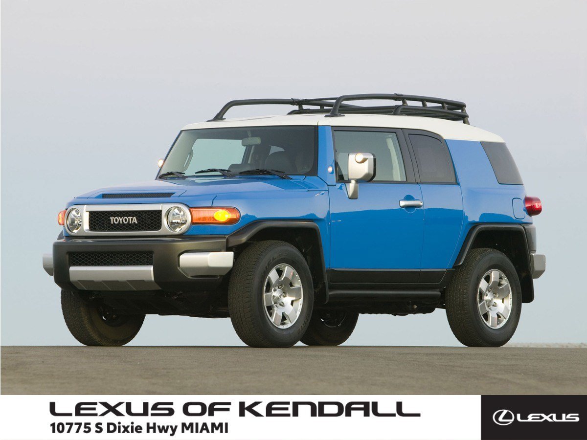 Used 2013 Iceberg Toyota Base image 1