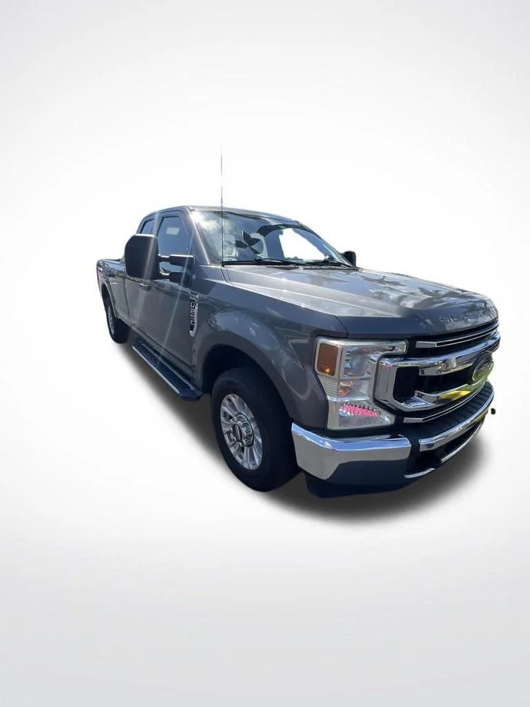 Used 2021 Gray Metallic Ford XL image 2