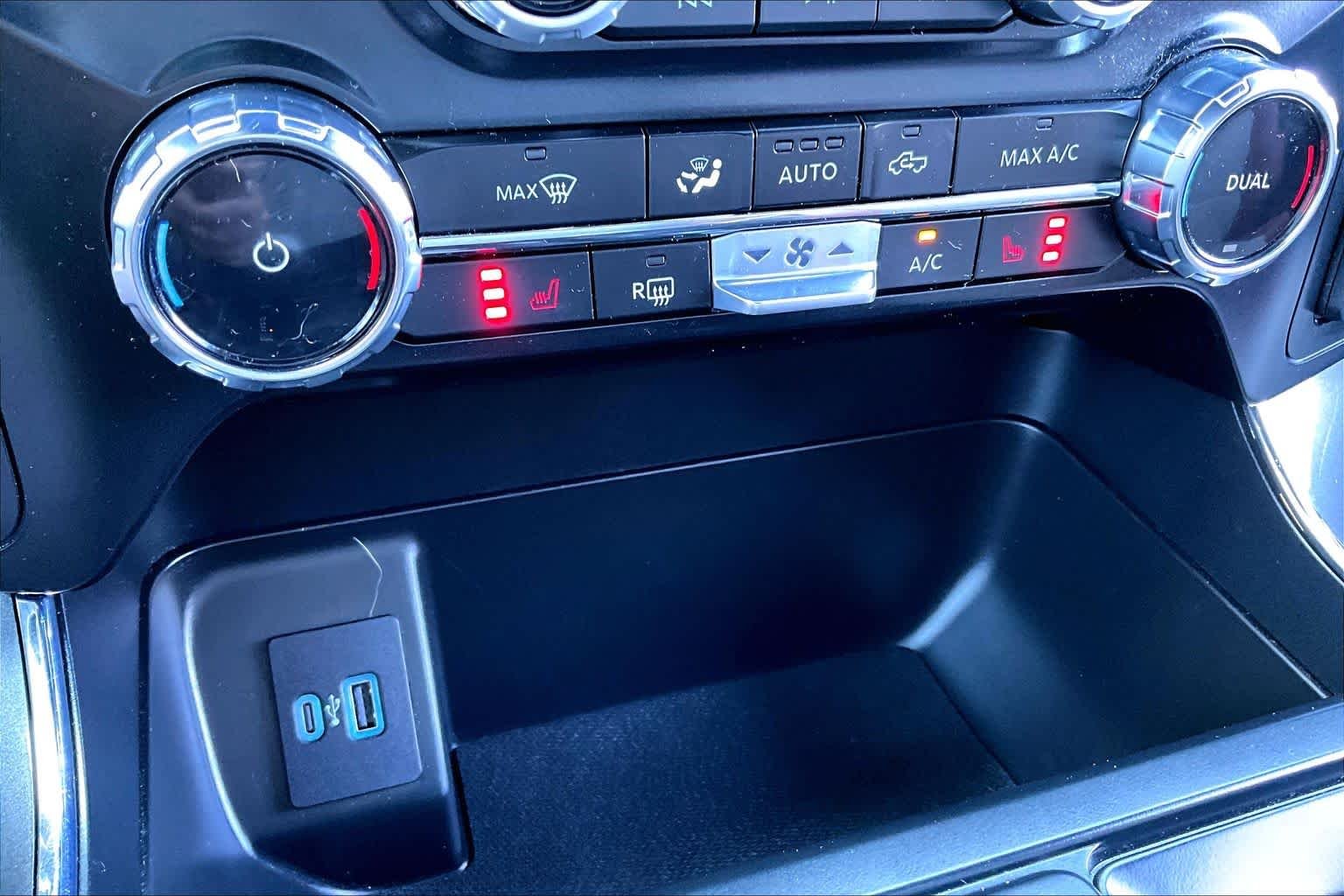 Used 2023 Carbonized Gray Ford XLT image 35