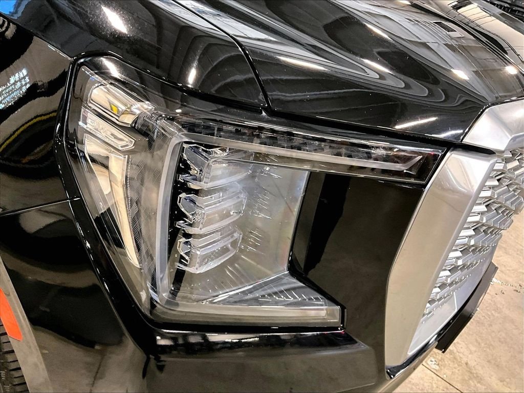 Used 2024 Black GMC Denali image 34