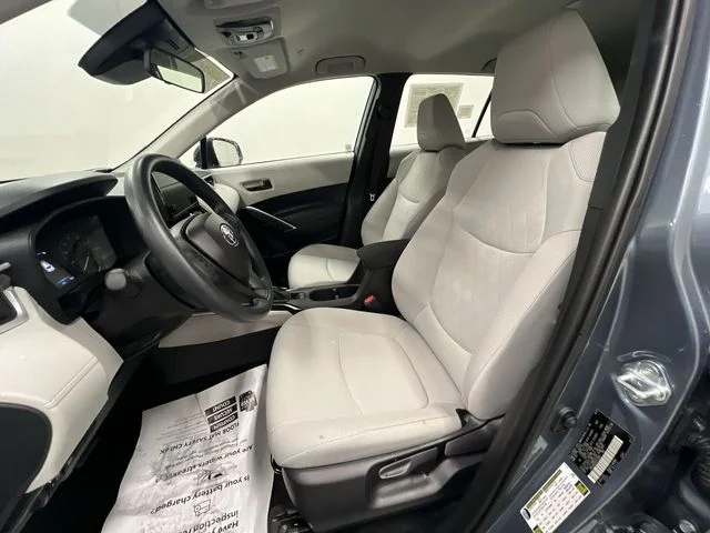 Used 2025  Toyota L image 19