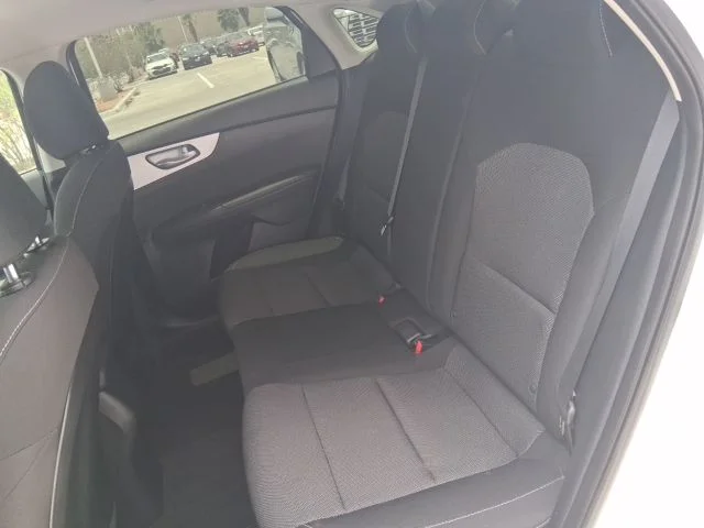 Used 2024 White Kia LXS image 15