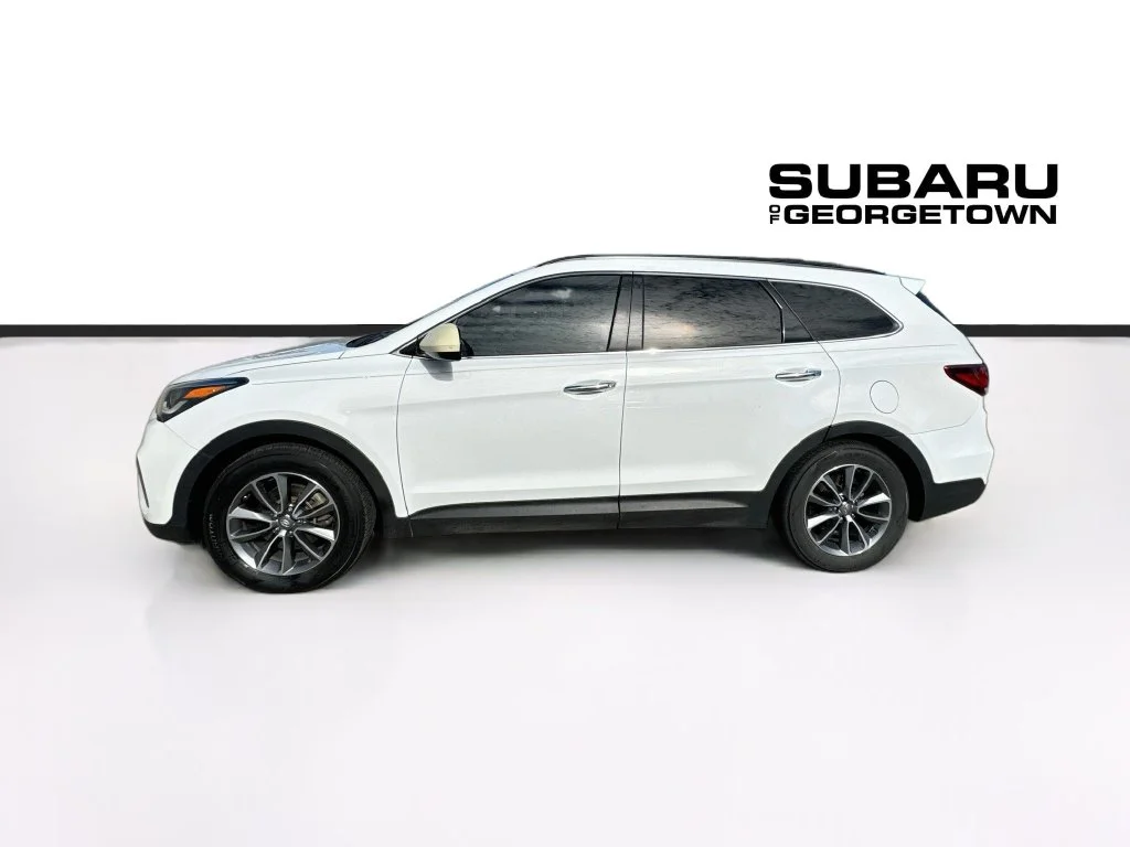Used 2017 White Hyundai SE image 4