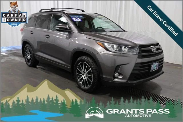 Used 2018 Gray Toyota SE image 1