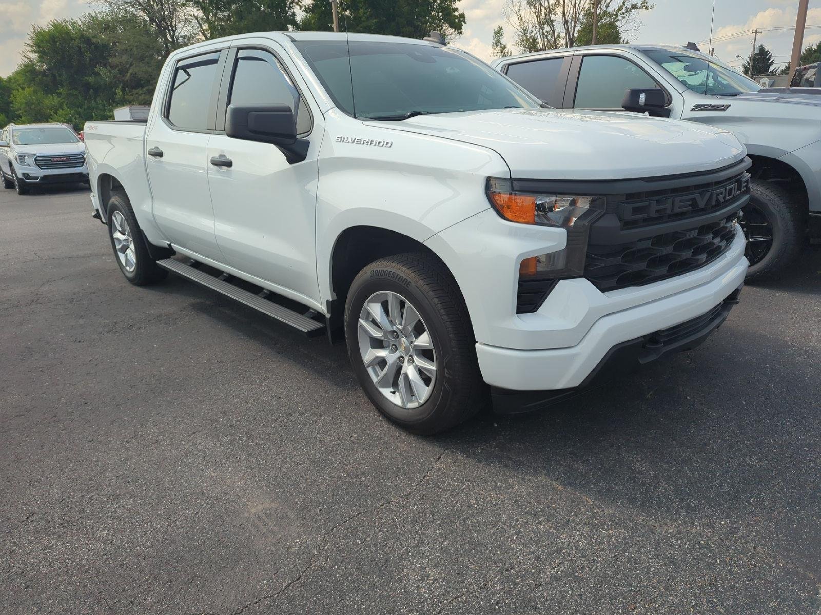 Used 2023 Summit White Chevrolet Custom image 8